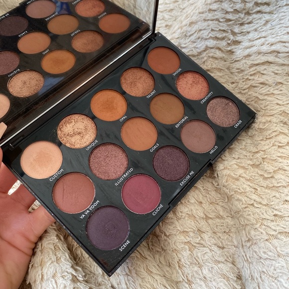 Morphe eyeshadow palette - Picture 2 of 2